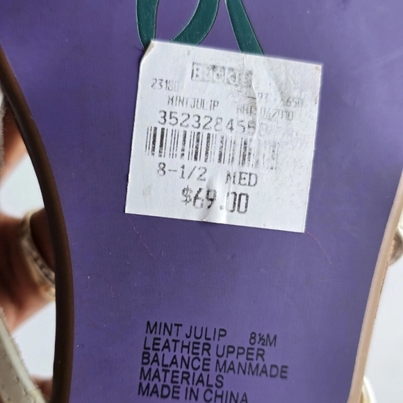 $69 New Poetic License London Leather Floral Sandal 8.5M Thong Buckle Boho Artsy - Picture 14 of 15